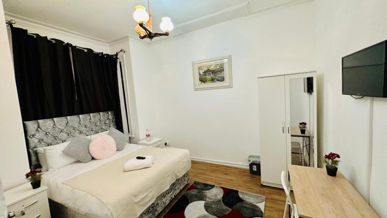 City Lodge Excel Londra Esterno foto