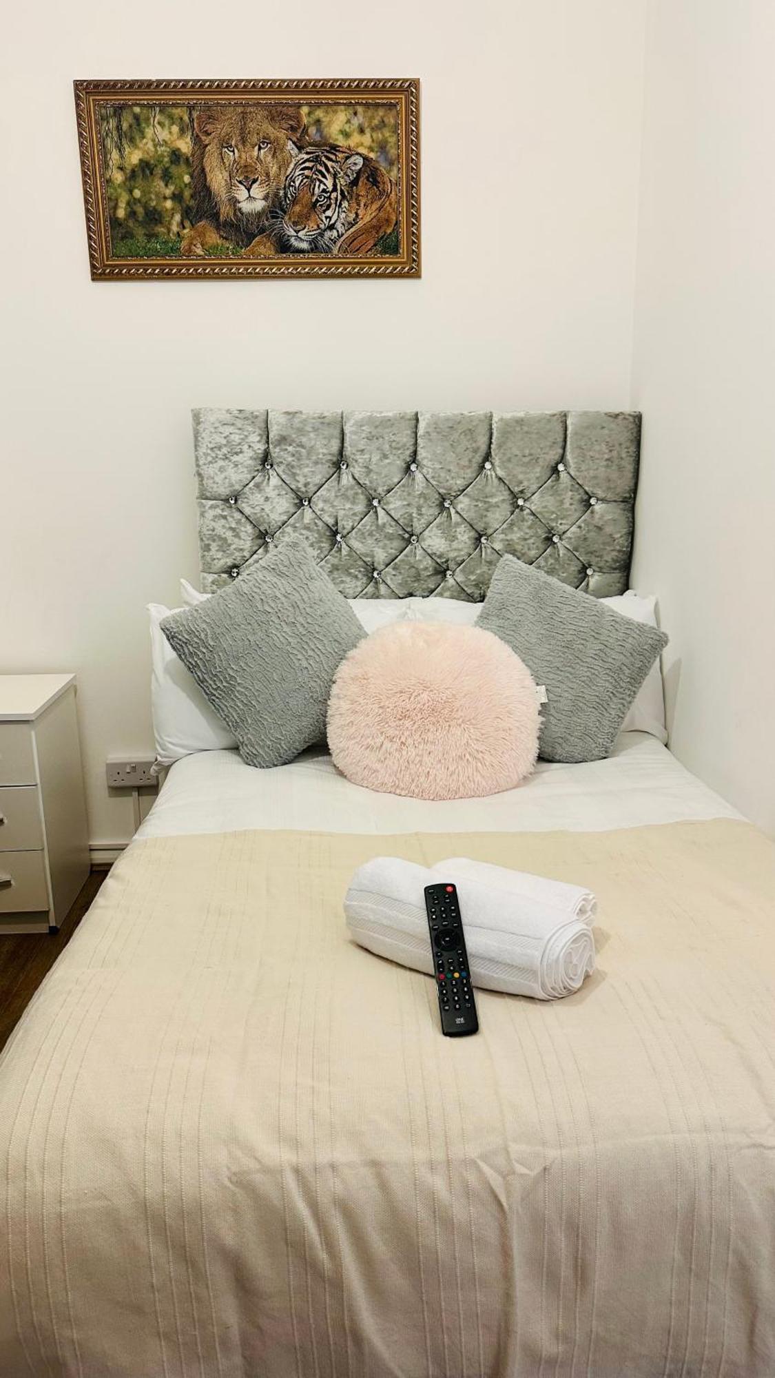 City Lodge Excel Londra Esterno foto